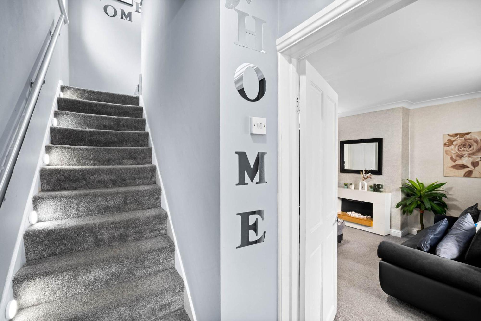 Stylish 3 Bedroom Home Away From Home Birmingham Buitenkant foto